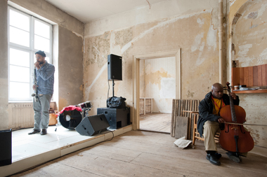 Ballads for the Huguenot House