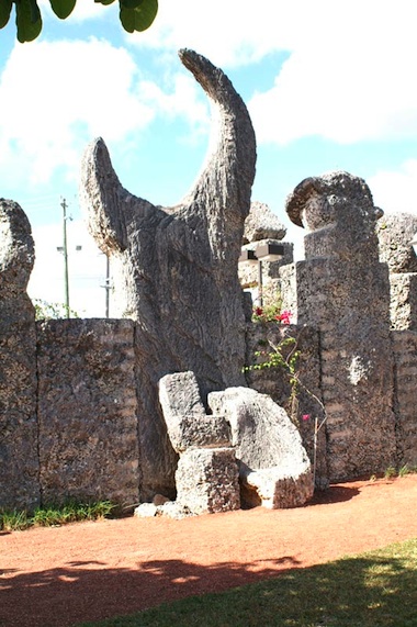 Architecture_of_Display-Coral_Castle