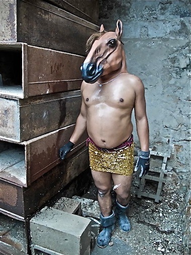 4.9_La_Pocha_Nostra_Galloping_Shaman